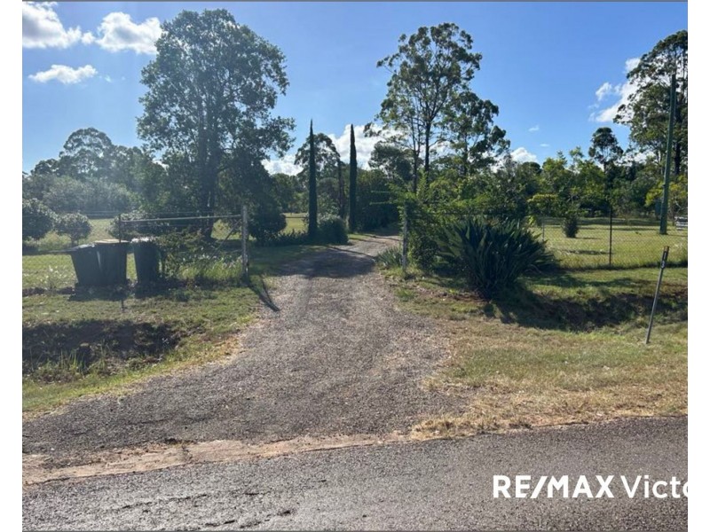 13 Griffin Road, Blackbutt QLD 4306