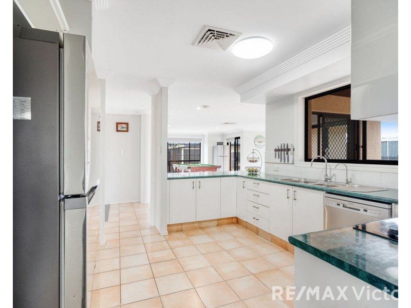 65 Avon Avenue, Banksia Beach QLD 4507