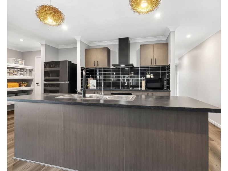 22 Reserve Drive, Caboolture QLD 4510