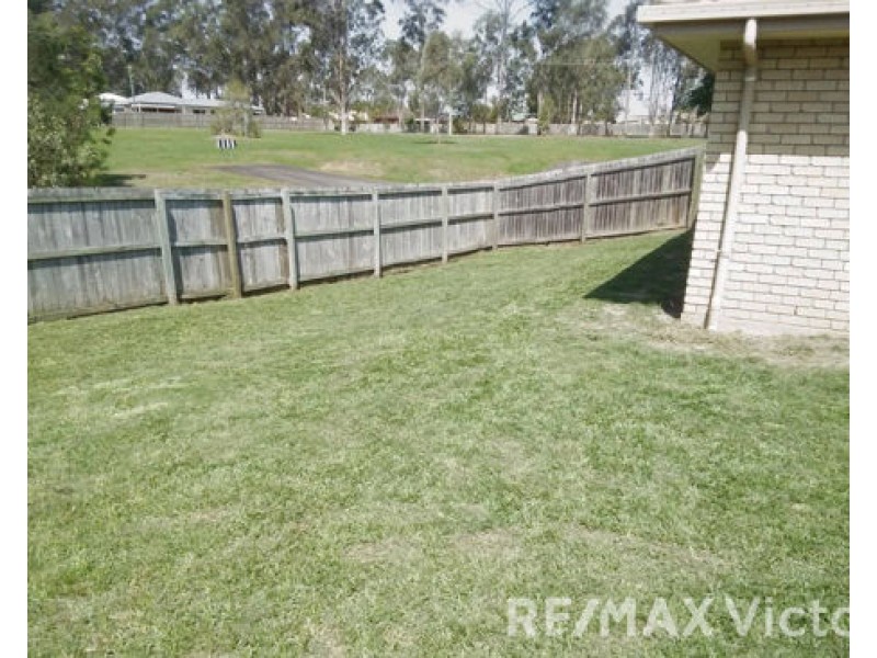 16 Silkyoak Drive, Morayfield QLD 4506