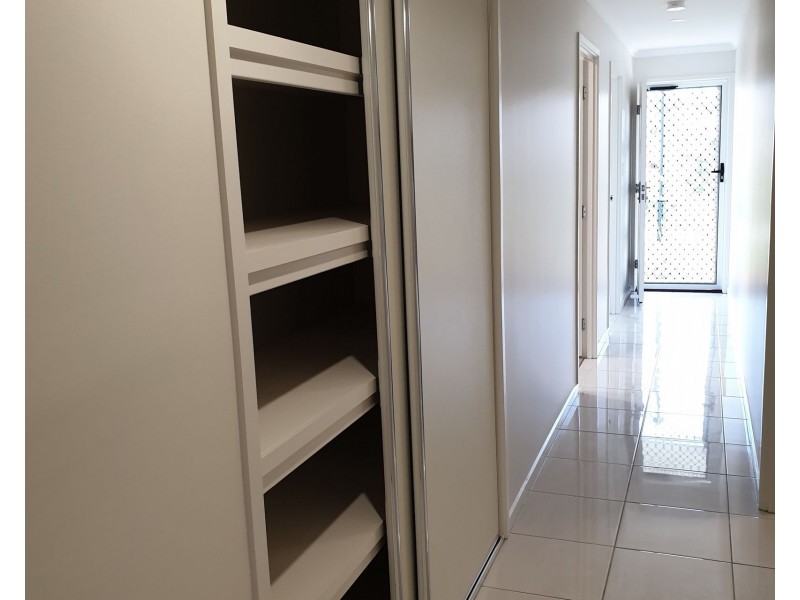 1&2/10 Bonney Close, Morayfield QLD 4506