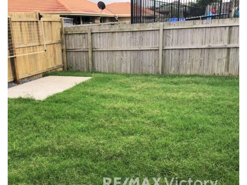 1&2/10 Bonney Close, Morayfield QLD 4506