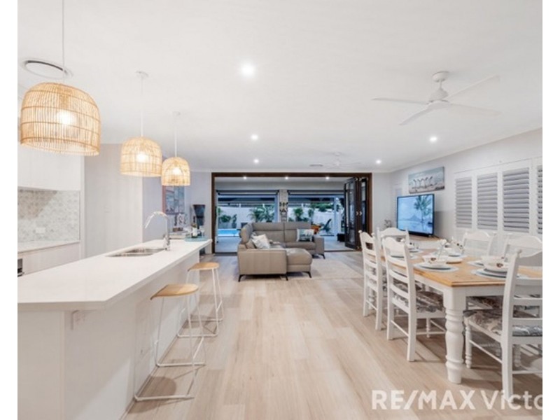 298 Freshwater Drive, Banksia Beach QLD 4507