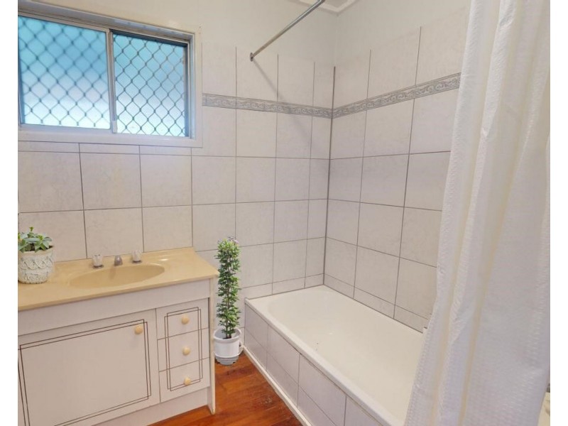 12 Delisser Avenue, Toorbul QLD 4510