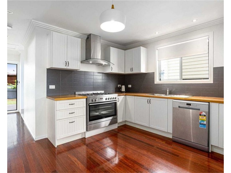 61a Griffith Street, Scarborough QLD 4020