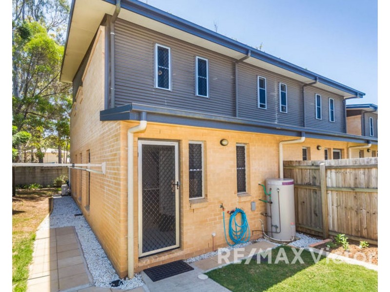 9/2 Station Road, Burpengary QLD 4505