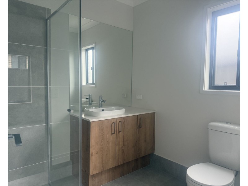 6 Cove Street, Morayfield QLD 4506