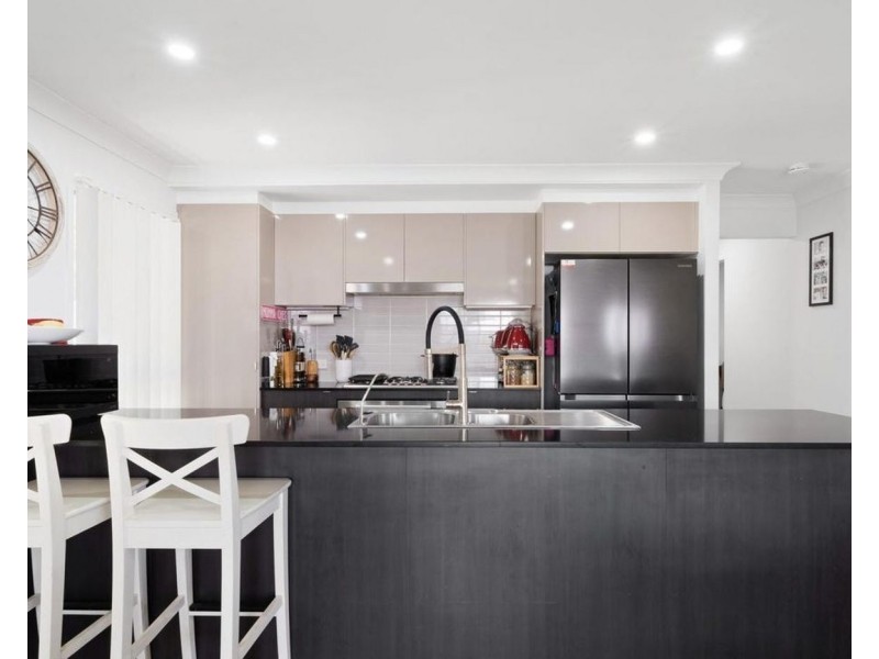 15 Dora Street, Morayfield QLD 4506