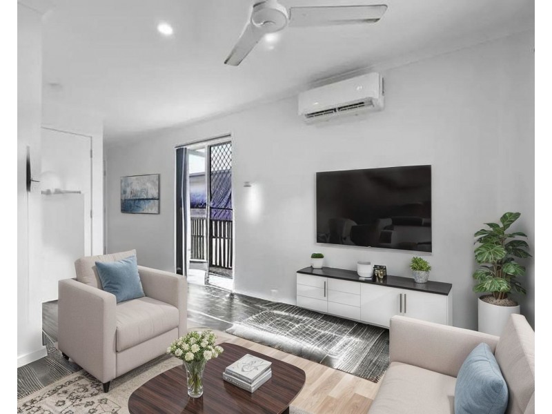 2/13 Challenor Street, Caboolture QLD 4510