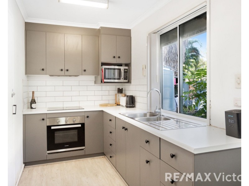 17 Gibson Street, Beachmere QLD 4510