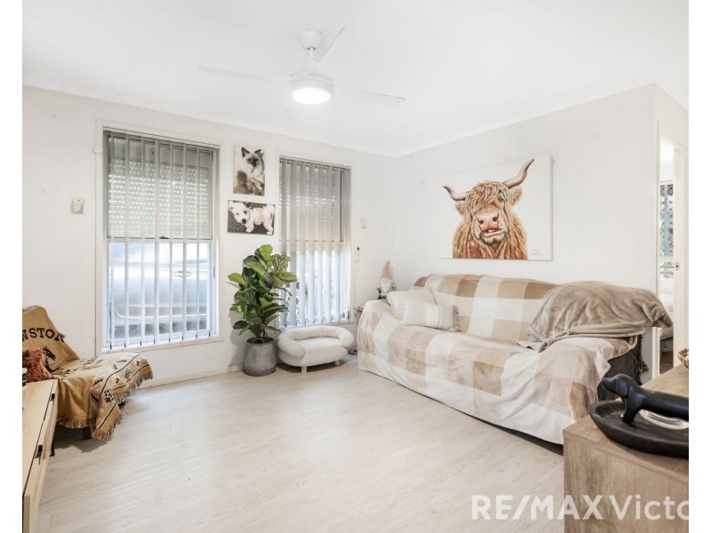 17 Gibson Street, Beachmere QLD 4510