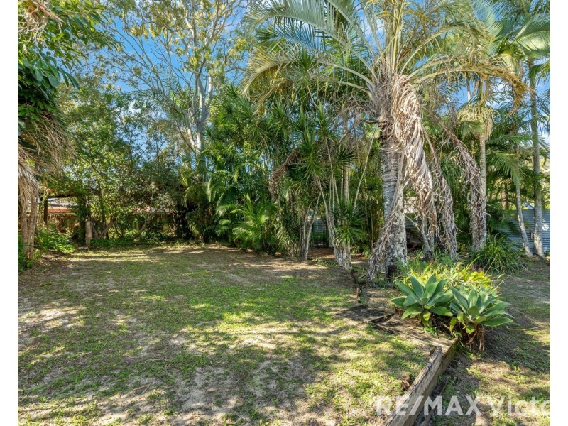 17 Gibson Street, Beachmere QLD 4510