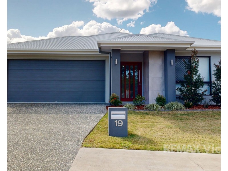 19 Naretha Court, Morayfield QLD 4506