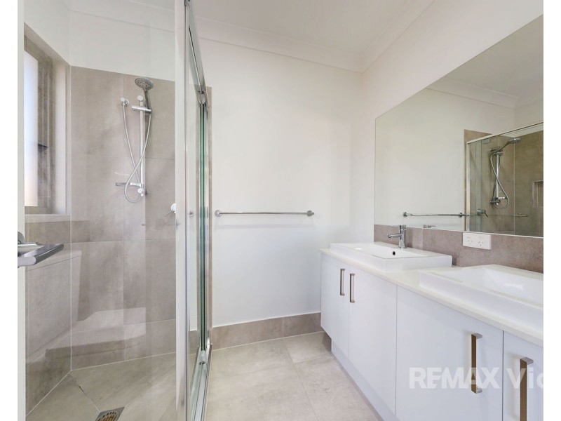 19 Naretha Court, Morayfield QLD 4506