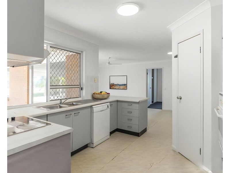 5 Listonia Drive, Albany Creek QLD 4035