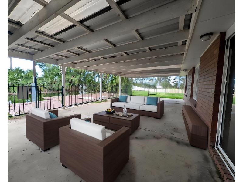 5 Listonia Drive, Albany Creek QLD 4035