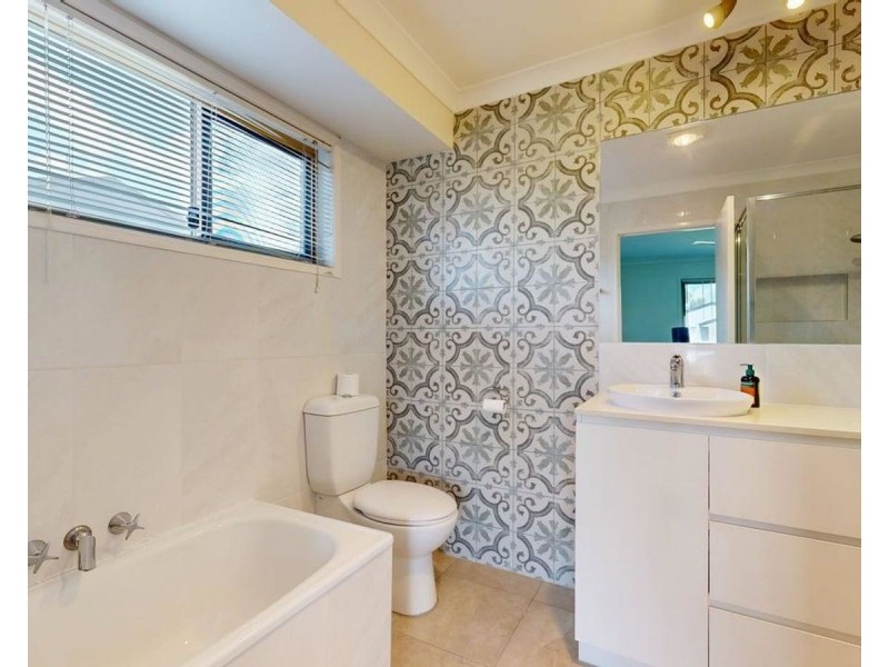 15 Moonlight Crescent, Caboolture QLD 4510