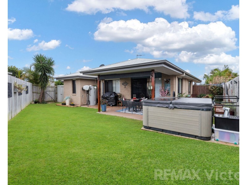 2/11 Nandina Court, Morayfield QLD 4506