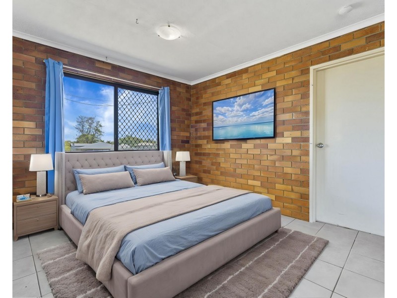 2/45 Lower King Street, Caboolture QLD 4510