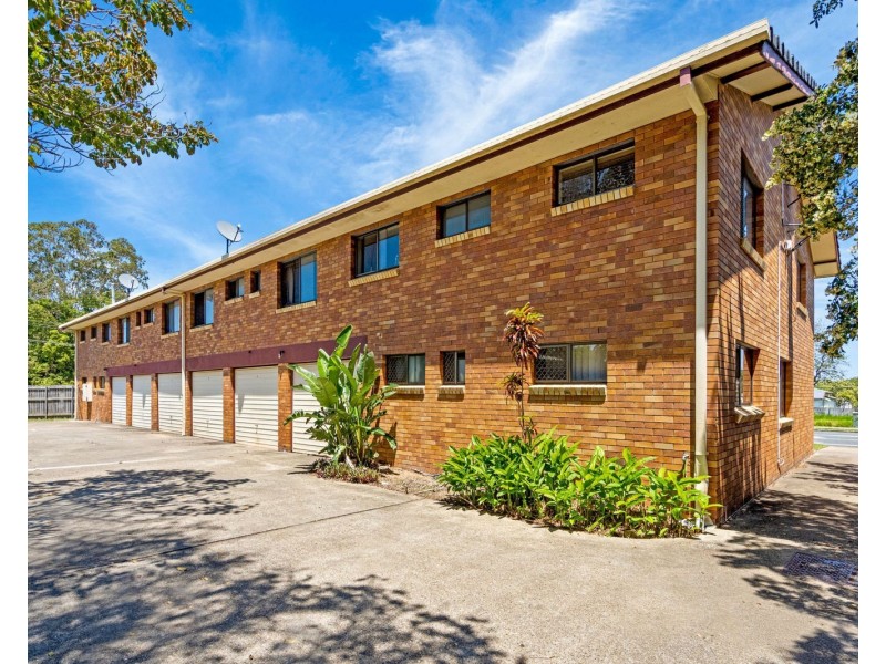 2/45 Lower King Street, Caboolture QLD 4510