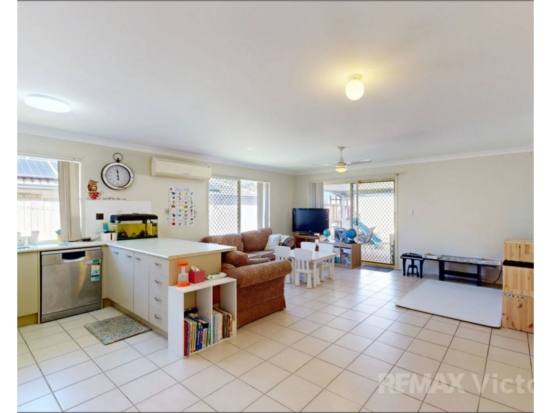 6 Whitlock Drive, Rothwell QLD 4022