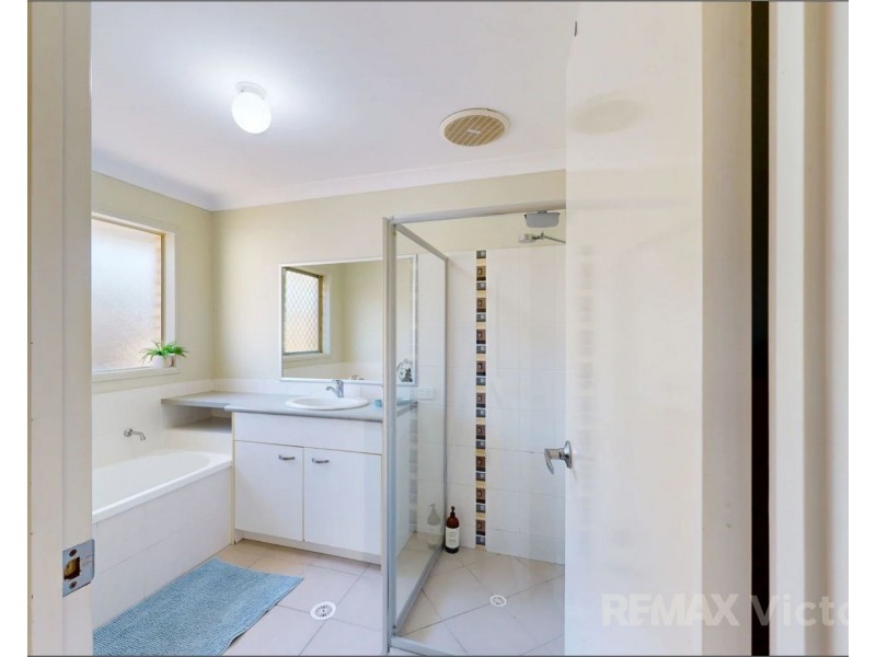 6 Whitlock Drive, Rothwell QLD 4022