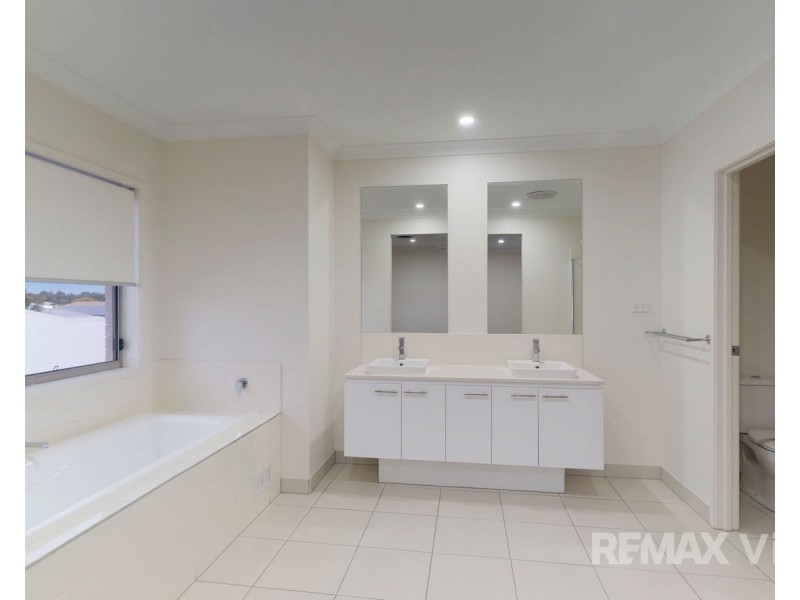 13 Raff Road, Caboolture South QLD 4510