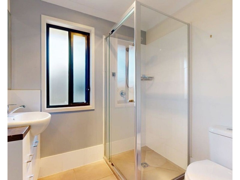 2/11 Nandina Court, Morayfield QLD 4506