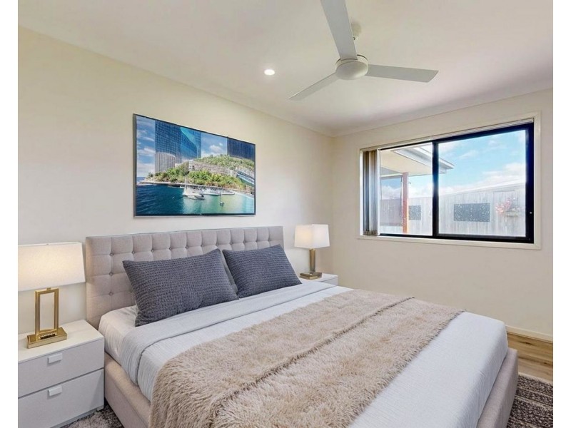 2/11 Nandina Court, Morayfield QLD 4506