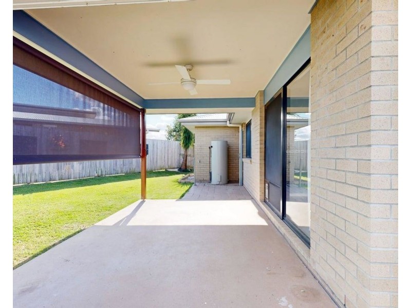 2/11 Nandina Court, Morayfield QLD 4506