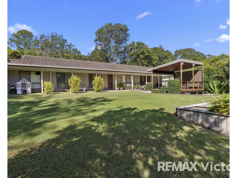 9-11 Cashmere Place, Morayfield QLD 4506