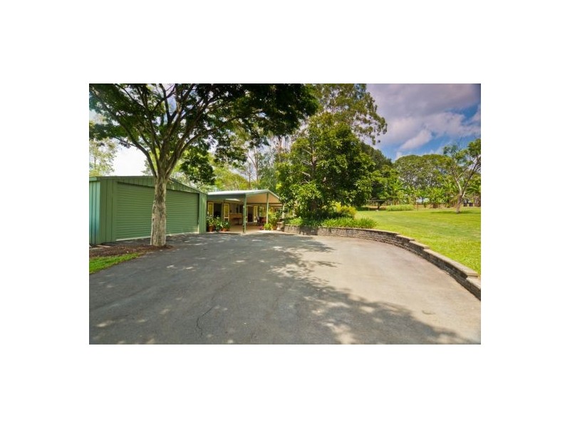 33 Regan Road, Wamuran QLD 4512