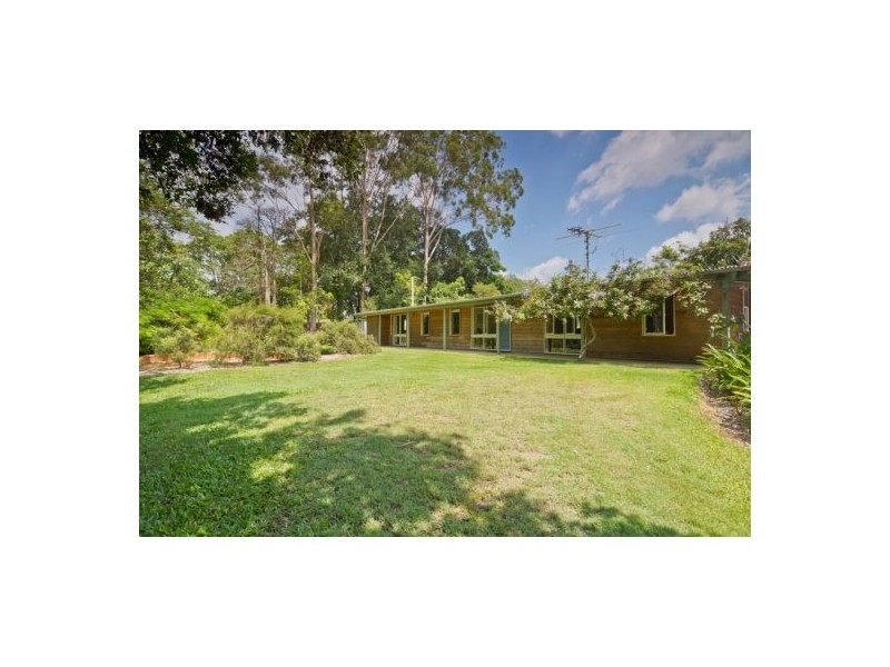 33 Regan Road, Wamuran QLD 4512
