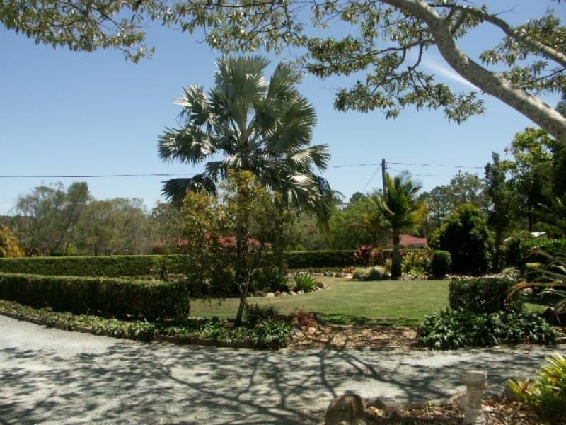 16 Mifawny Rd, Elimbah QLD 4516