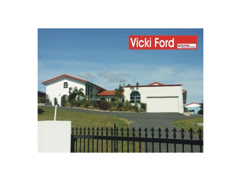 68-70 Shaun Pde, Elimbah QLD 4516