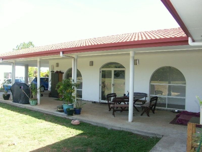 68-70 Shaun Pde, Elimbah QLD 4516