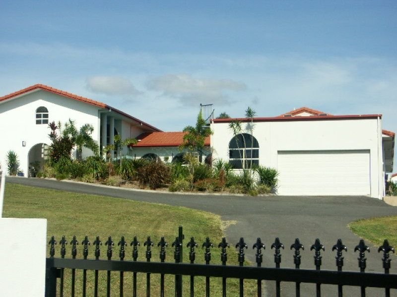 68-70 Shaun Pde, Elimbah QLD 4516