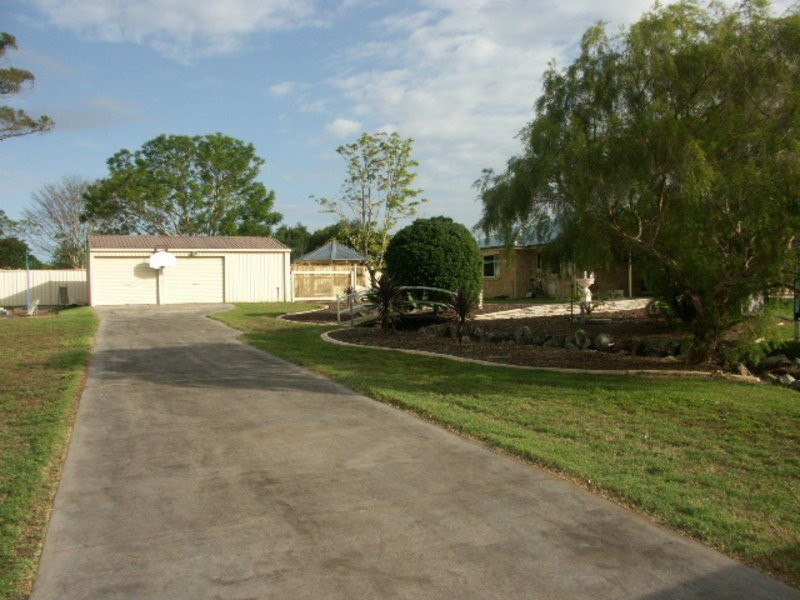 28 Aidan Cresent, Elimbah QLD 4516