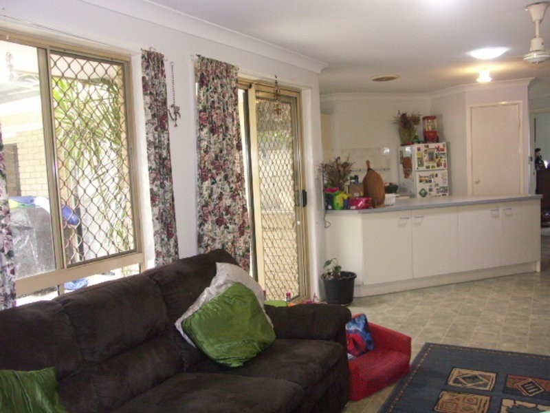 3 Scotts Ct, Kallangur QLD 4503