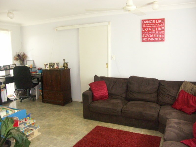 3 Scotts Ct, Kallangur QLD 4503