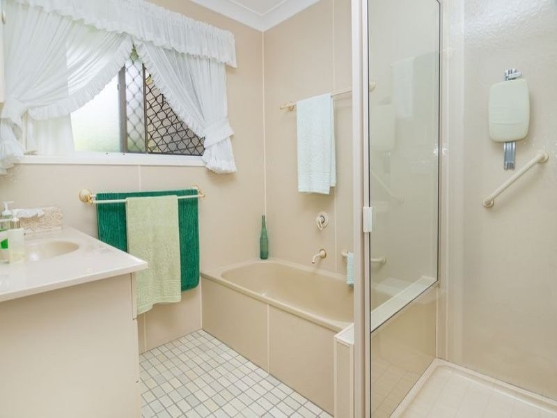 5 Jennifer Court, Caboolture QLD 4510