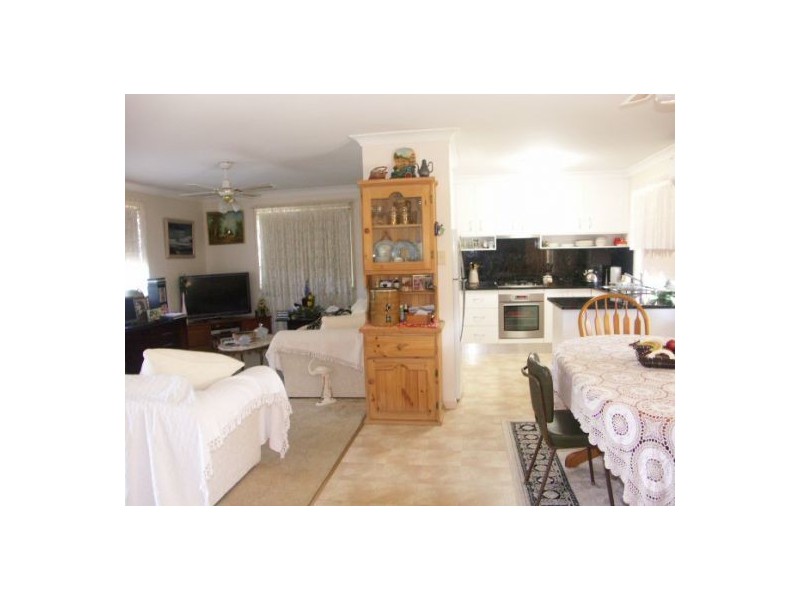 8 Dalkeith Street, Caboolture QLD 4510