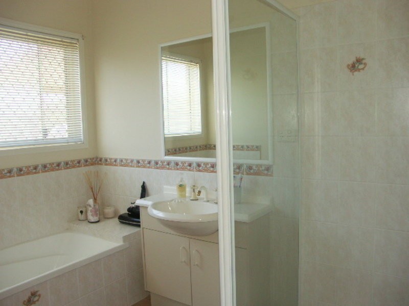 228 Bigmor Drive, Elimbah QLD 4516
