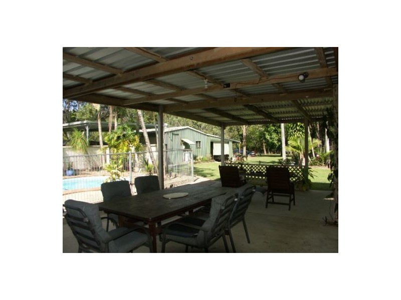 21 Bade Cres, Elimbah QLD 4516
