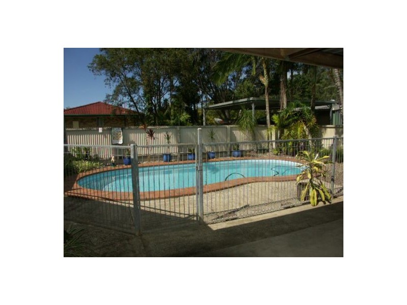 21 Bade Cres, Elimbah QLD 4516