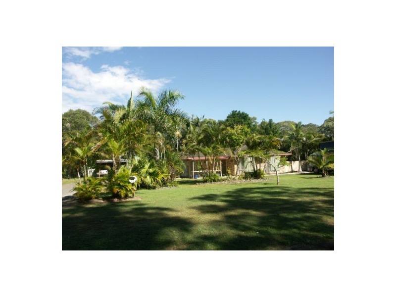 21 Bade Cres, Elimbah QLD 4516