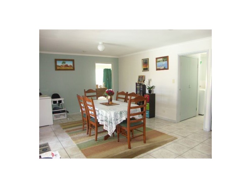 21 Bade Cres, Elimbah QLD 4516