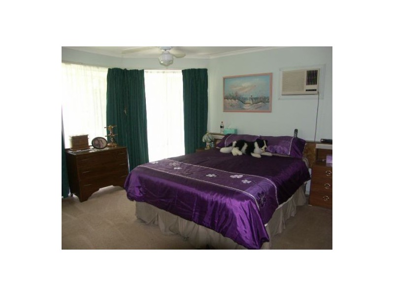 21 Bade Cres, Elimbah QLD 4516