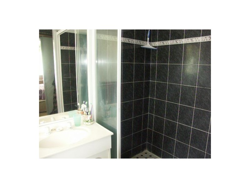 21 Bade Cres, Elimbah QLD 4516