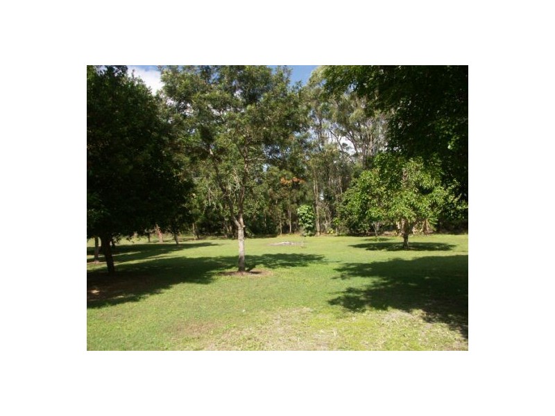21 Bade Cres, Elimbah QLD 4516
